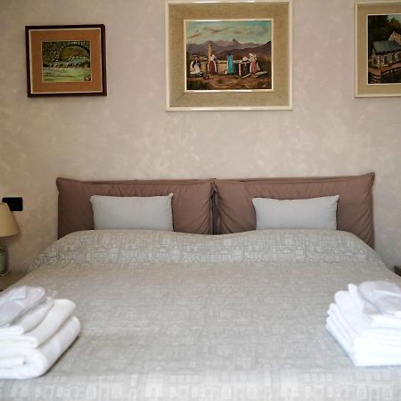Le Cicogne Bed & Breakfast โรเวเรโต ภายนอก รูปภาพ